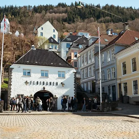Bryggen Penthouse I New 2021 I Free Parking *